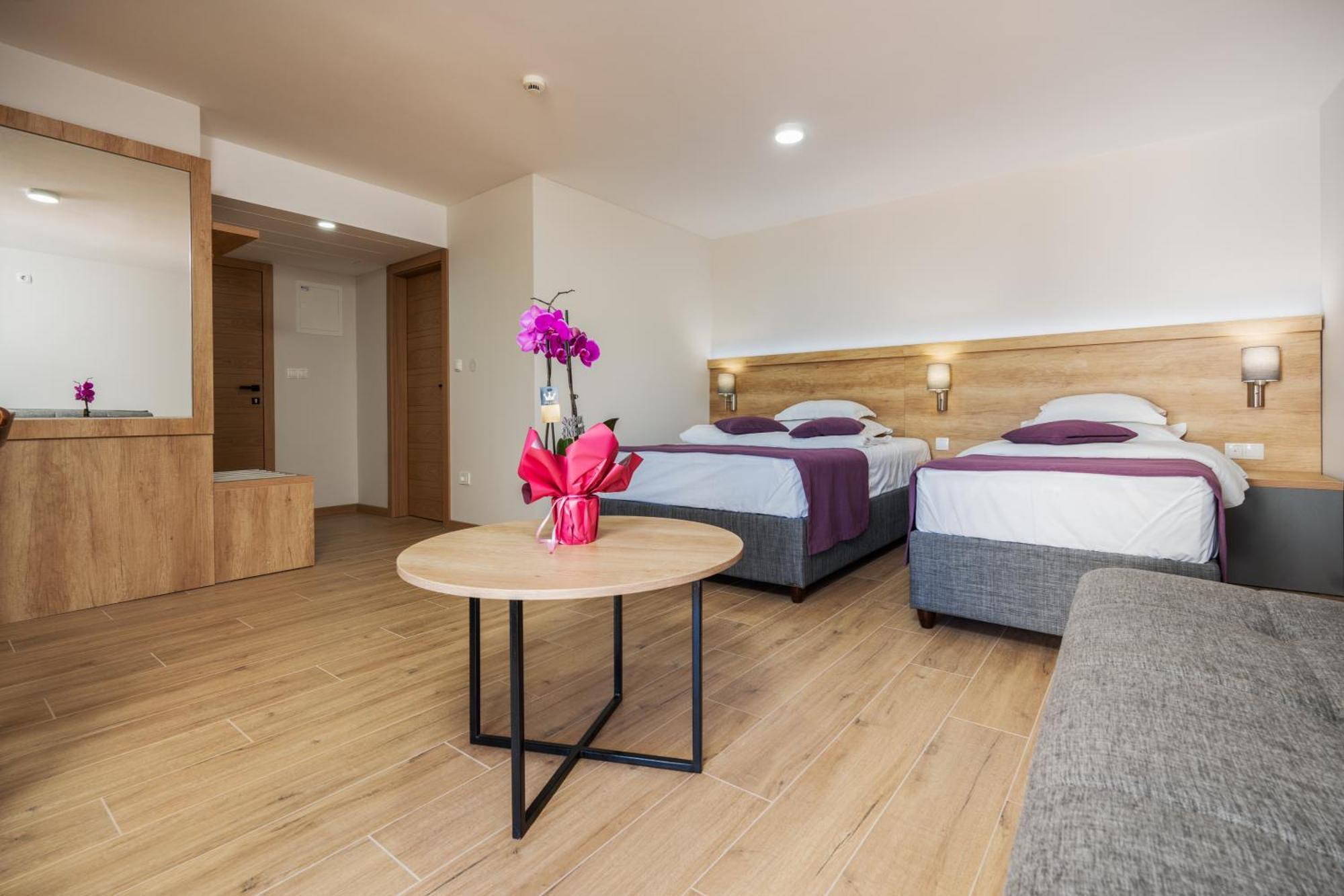 נאום Hotel Porat מראה חיצוני תמונה
