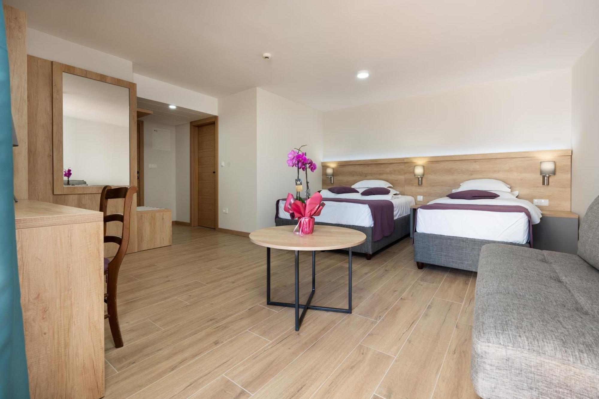 נאום Hotel Porat מראה חיצוני תמונה